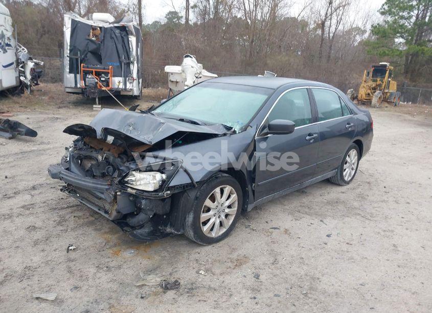 Photo 2 of 2007 Honda Accord 3.0 SE (VIN 1HGCM66407A100720)