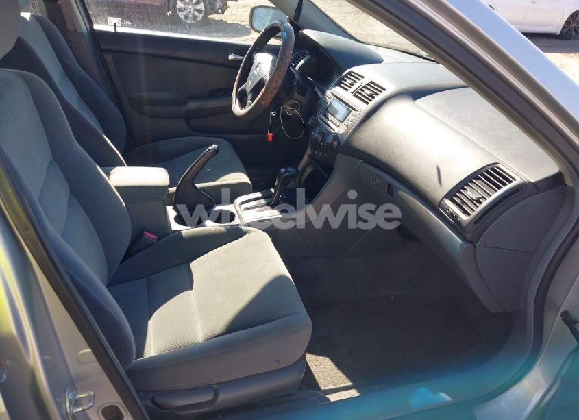 Photo 5 of 2007 Honda Accord 3.0 SE (VIN 1HGCM66417A003364)