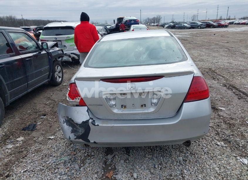 Photo 16 of 2007 Honda Accord 3.0 SE (VIN 1HGCM66427A038544)