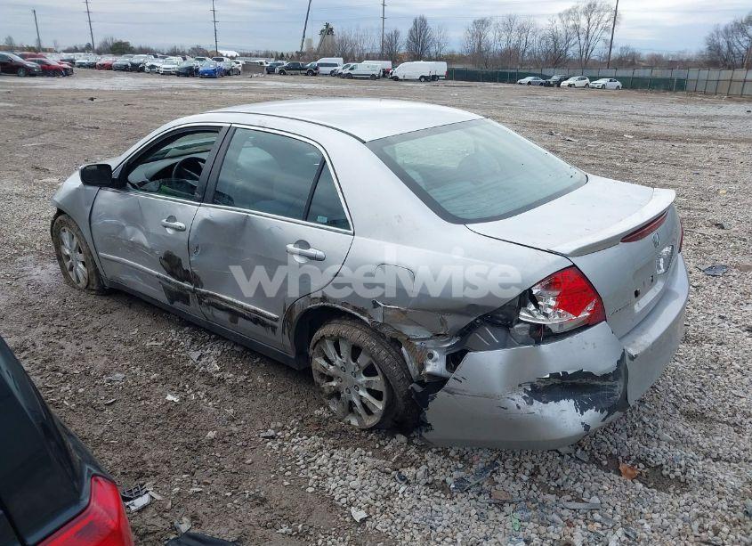 Photo 3 of 2007 Honda Accord 3.0 SE (VIN 1HGCM66427A038544)