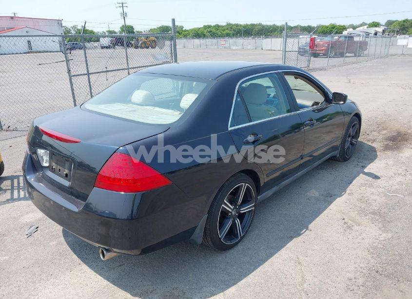 Photo 4 of 2007 Honda Accord 3.0 SE (VIN 1HGCM66427A092703)