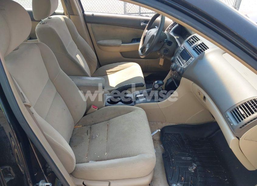 Photo 5 of 2007 Honda Accord 3.0 SE (VIN 1HGCM66427A092703)