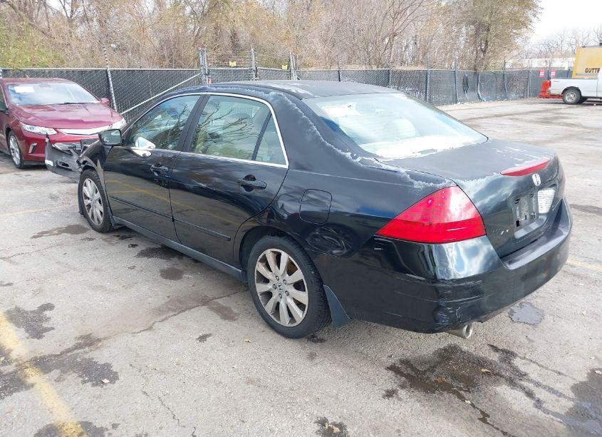 Photo 3 of 2007 Honda Accord 3.0 SE (VIN 1HGCM66427A104204)