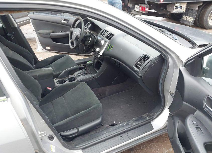 Photo 5 of 2007 Honda Accord 3.0 SE (VIN 1HGCM66437A039203)
