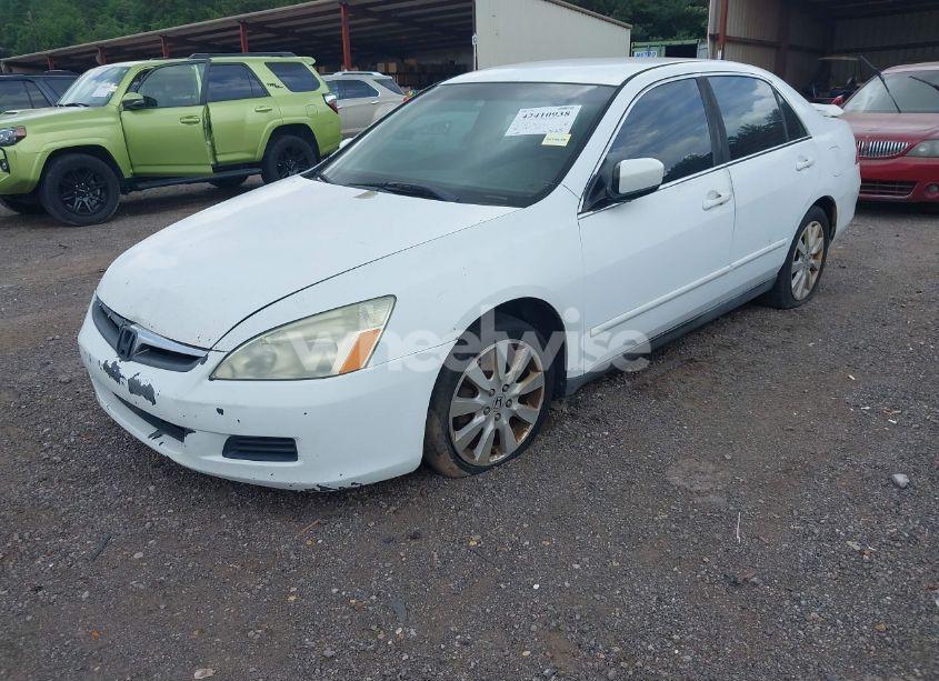 Photo 2 of 2007 Honda Accord 3.0 SE (VIN 1HGCM66437A039928)