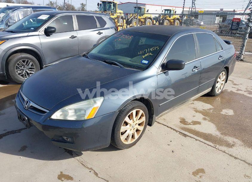 Photo 2 of 2007 Honda Accord 3.0 SE (VIN 1HGCM66437A086683)