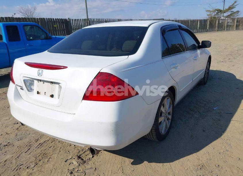 Photo 4 of 2007 Honda Accord 3.0 SE (VIN 1HGCM66457A027960)