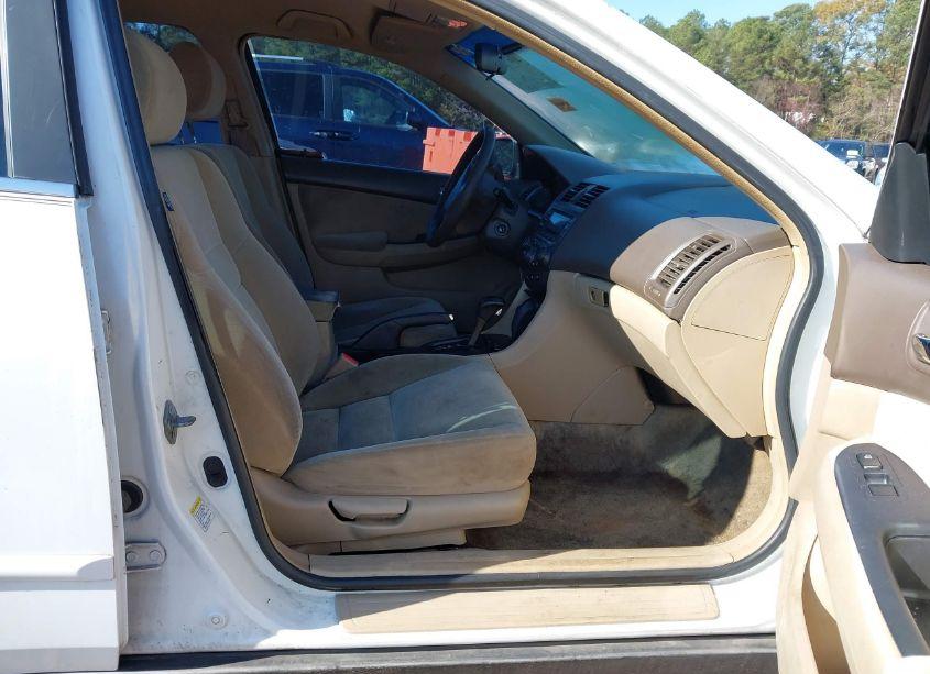 Photo 5 of 2007 Honda Accord 3.0 SE (VIN 1HGCM66457A098415)