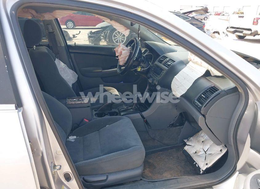 Photo 5 of 2007 Honda Accord 3.0 SE (VIN 1HGCM66457A098821)