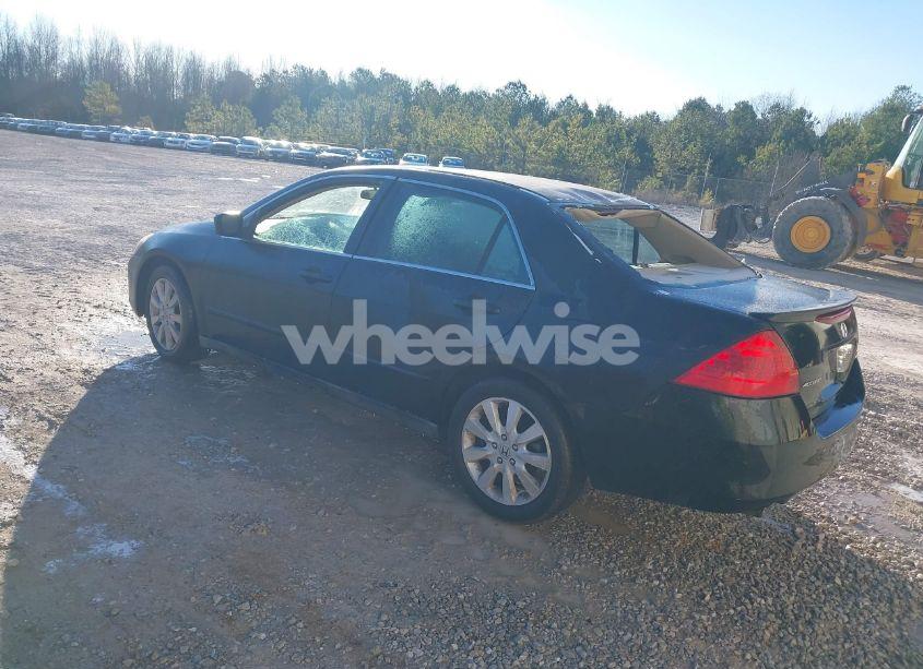 Photo 3 of 2007 Honda Accord 3.0 SE (VIN 1HGCM66457A104200)