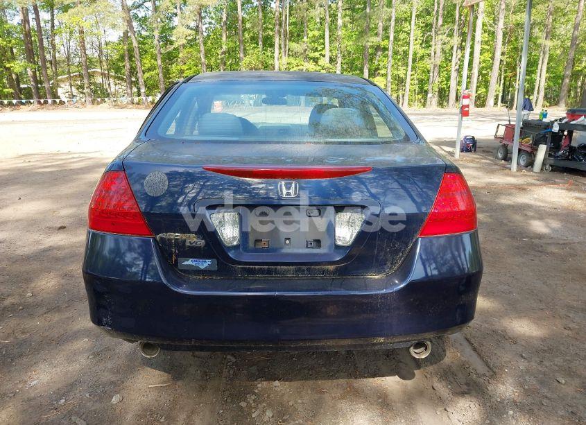 Photo 17 of 2007 Honda Accord 3.0 SE (VIN 1HGCM66467A061728)