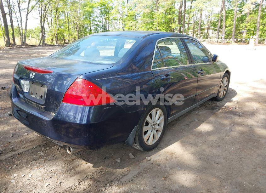 Photo 4 of 2007 Honda Accord 3.0 SE (VIN 1HGCM66467A061728)