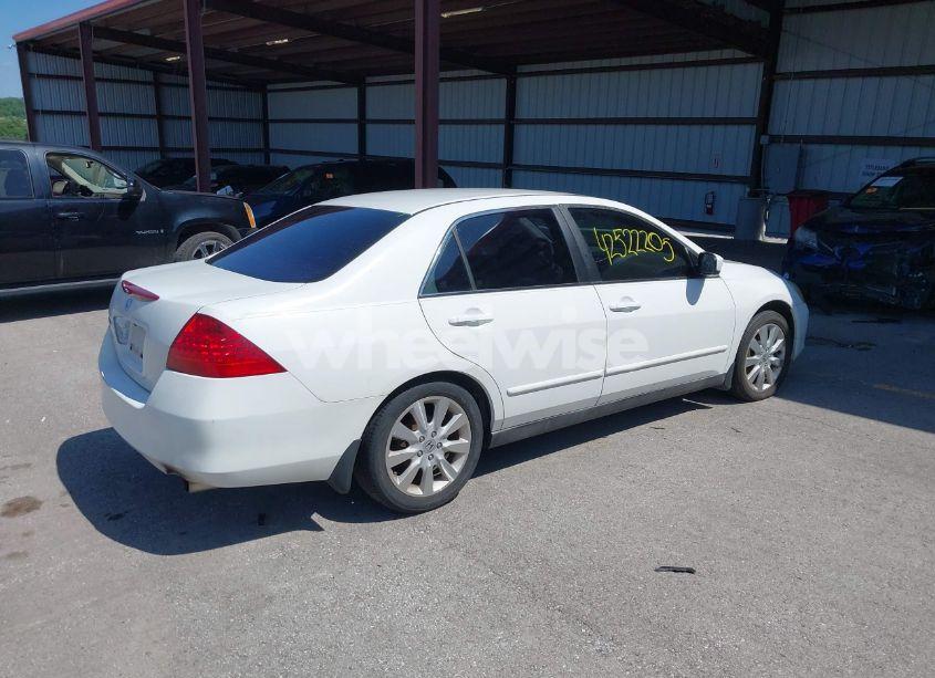 Photo 4 of 2007 Honda Accord SDN LX SE (VIN 1HGCM66467A069473)