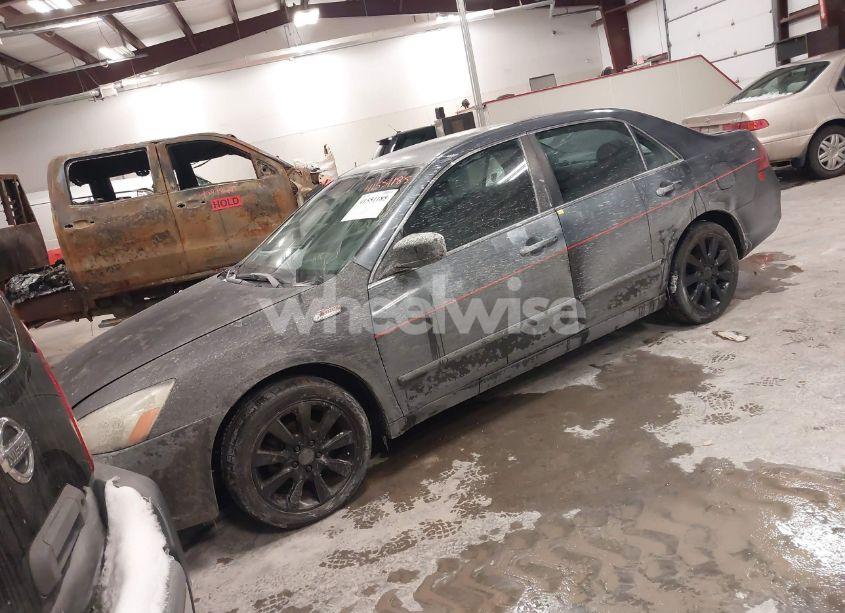 Photo 2 of 2007 Honda Accord 3.0 SE (VIN 1HGCM66467A104139)