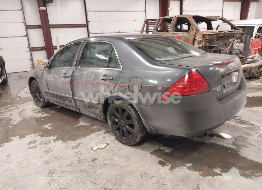 Photo 3 of 2007 Honda Accord 3.0 SE (VIN 1HGCM66467A104139)