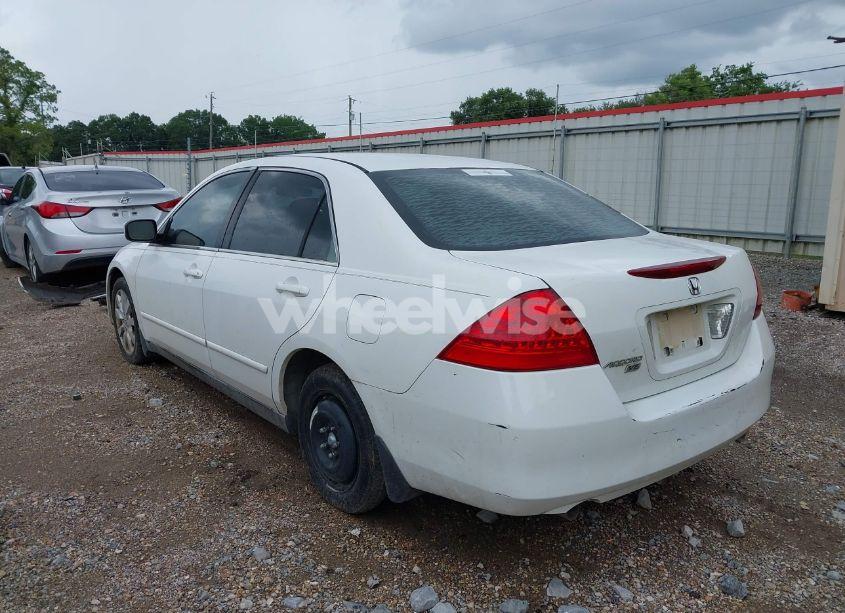 Photo 3 of 2007 Honda Accord 3.0 SE (VIN 1HGCM66477A009802)