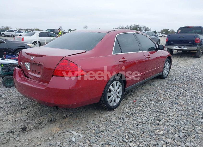 Photo 4 of 2007 Honda Accord 3.0 SE (VIN 1HGCM66477A023814)