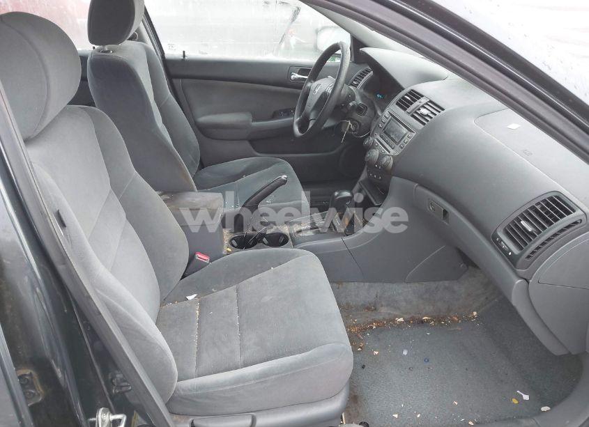 Photo 5 of 2007 Honda Accord 3.0 SE (VIN 1HGCM66477A068879)