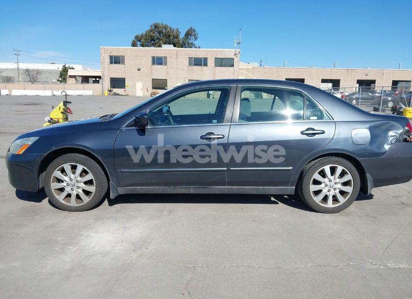 Photo 14 of 2007 Honda Accord 3.0 SE (VIN 1HGCM66477A084838)