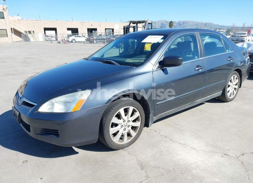 Photo 2 of 2007 Honda Accord 3.0 SE (VIN 1HGCM66477A084838)