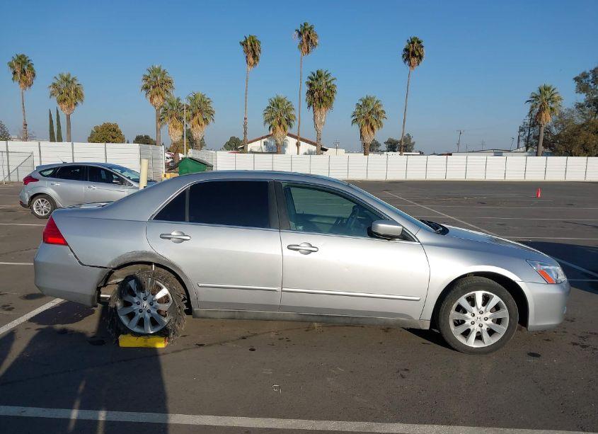 Photo 13 of 2007 Honda Accord 3.0 SE (VIN 1HGCM66477A104022)