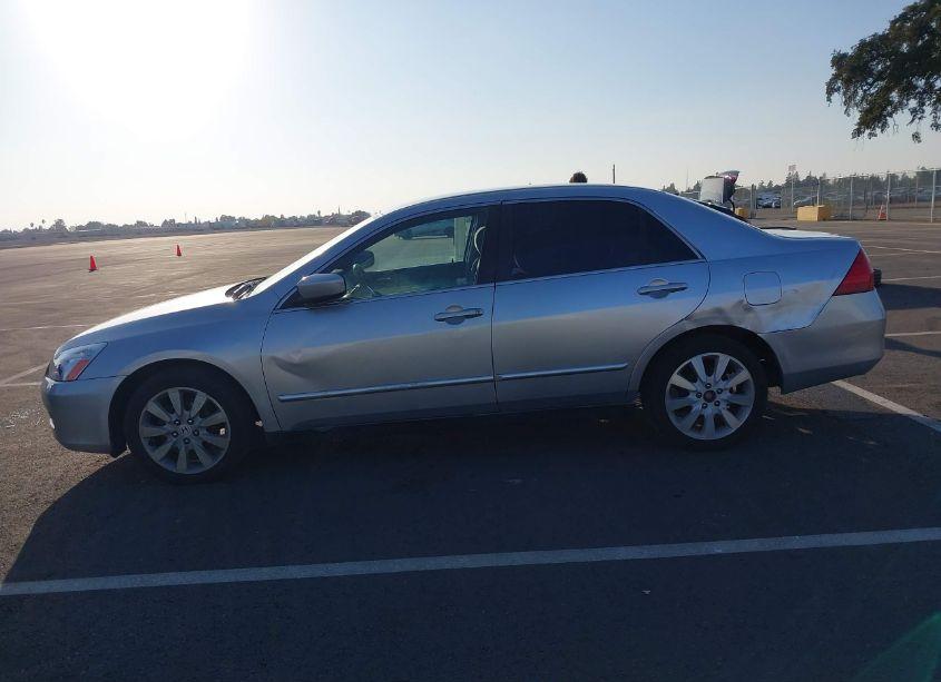Photo 14 of 2007 Honda Accord 3.0 SE (VIN 1HGCM66477A104022)