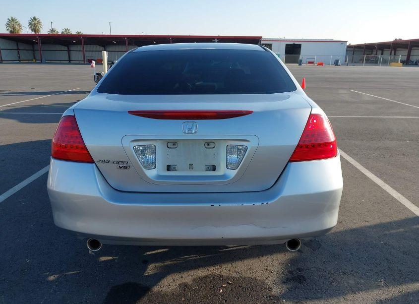 Photo 16 of 2007 Honda Accord 3.0 SE (VIN 1HGCM66477A104022)