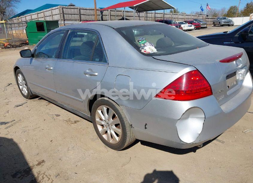 Photo 3 of 2007 Honda Accord 3.0 SE (VIN 1HGCM66487A052268)