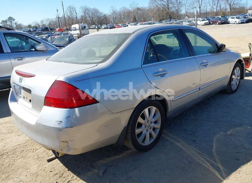 Photo 4 of 2007 Honda Accord 3.0 SE (VIN 1HGCM66487A052268)