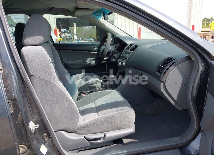 Photo 5 of 2007 Honda Accord 3.0 SE (VIN 1HGCM66487A066753)