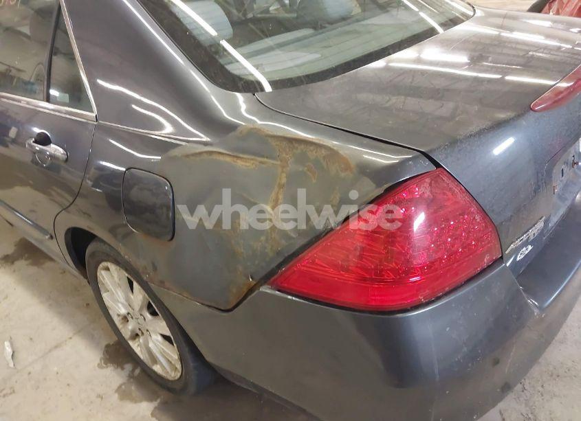 Photo 6 of 2007 Honda Accord 3.0 SE (VIN 1HGCM66497A021031)