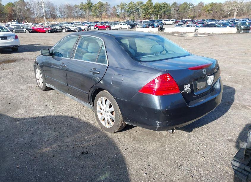 Photo 3 of 2007 Honda Accord 3.0 SE (VIN 1HGCM66497A042221)