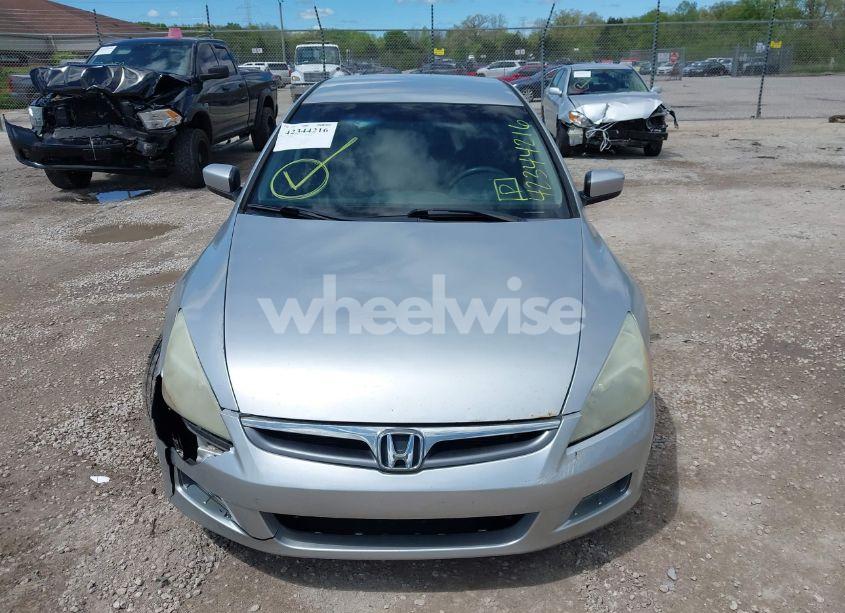 Photo 12 of 2007 Honda Accord 3.0 SE (VIN 1HGCM66497A057205)