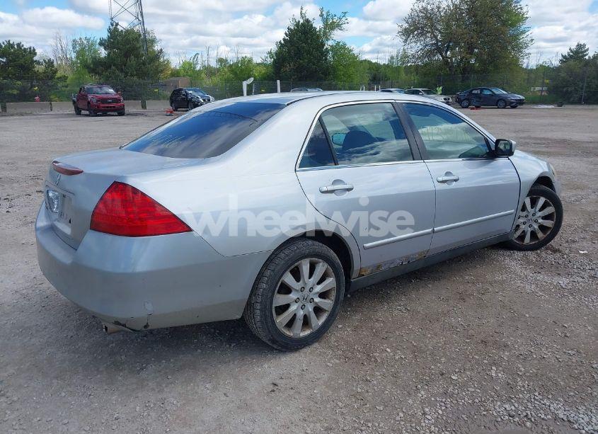 Photo 4 of 2007 Honda Accord 3.0 SE (VIN 1HGCM66497A057205)