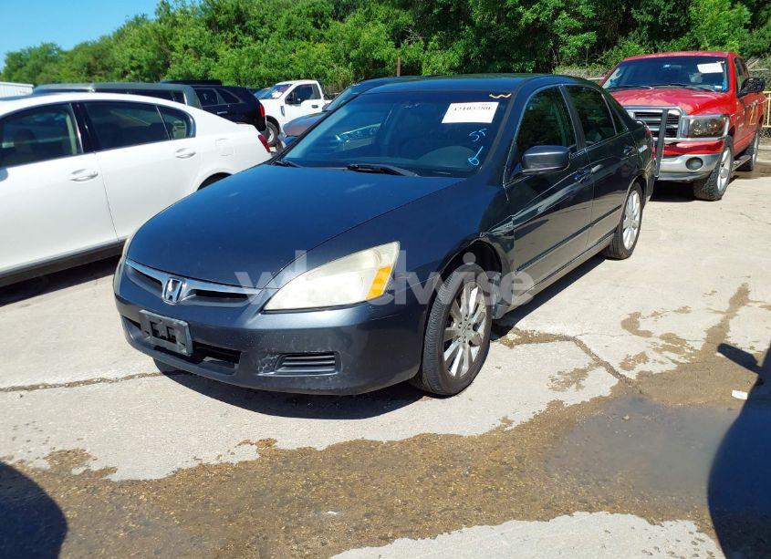 Photo 2 of 2007 Honda Accord 3.0 SE (VIN 1HGCM66497A078670)