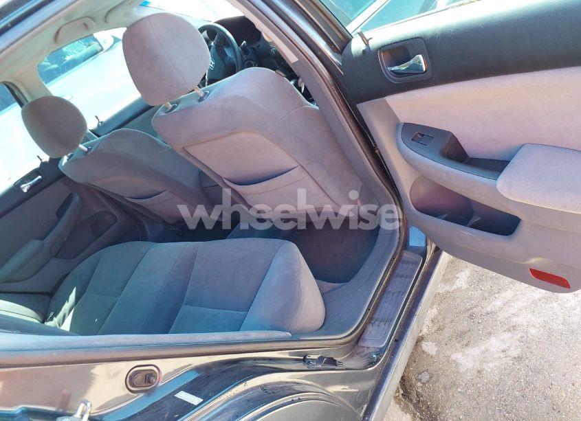 Photo 8 of 2007 Honda Accord 3.0 SE (VIN 1HGCM66497A078670)