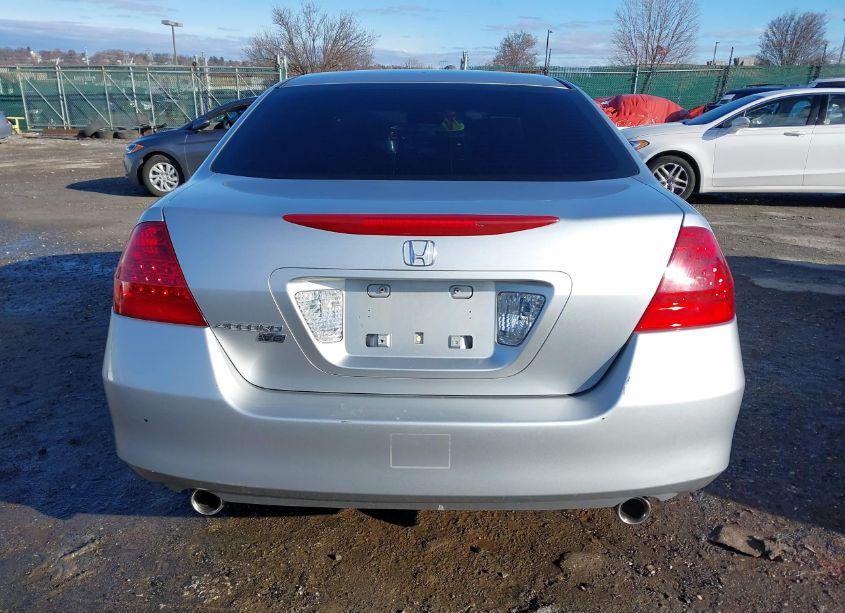 Photo 16 of 2007 Honda Accord 3.0 SE (VIN 1HGCM664X7A047217)