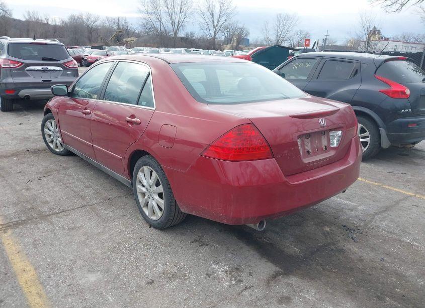 Photo 3 of 2007 Honda Accord 3.0 SE (VIN 1HGCM664X7A050120)