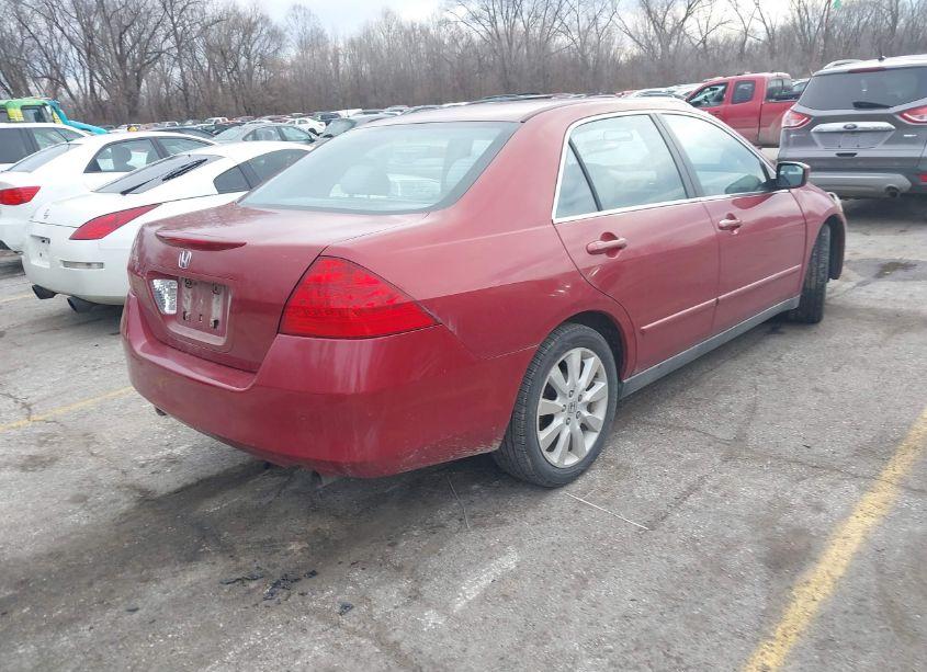 Photo 4 of 2007 Honda Accord 3.0 SE (VIN 1HGCM664X7A050120)