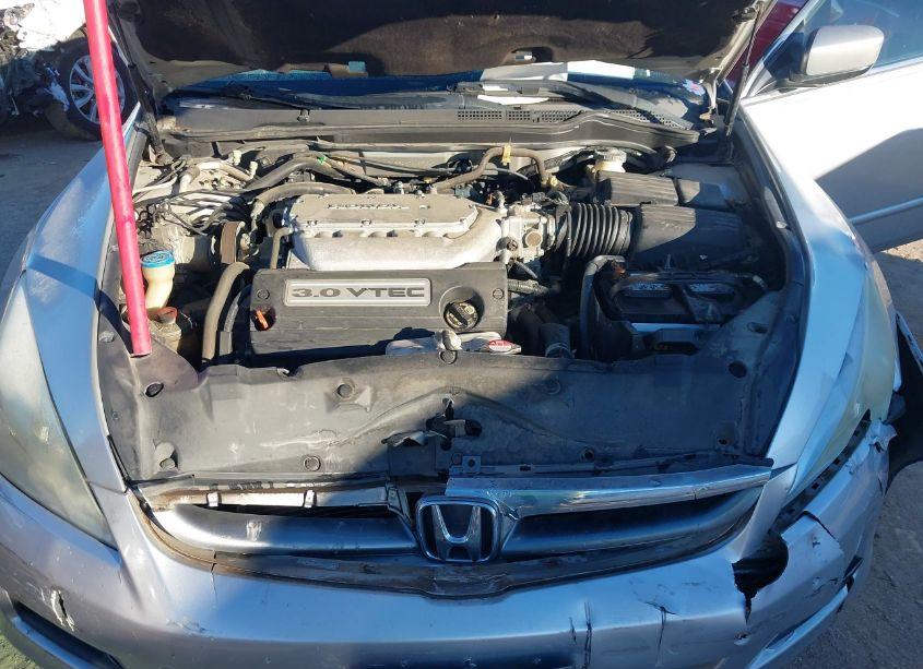 Photo 10 of 2007 Honda Accord 3.0 SE (VIN 1HGCM664X7A105049)