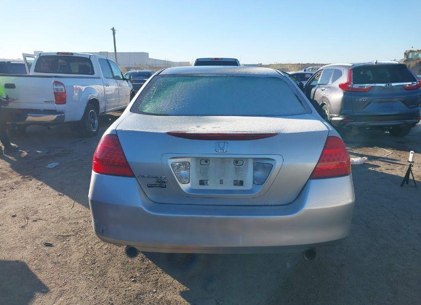 Photo 16 of 2007 Honda Accord 3.0 SE (VIN 1HGCM664X7A105049)