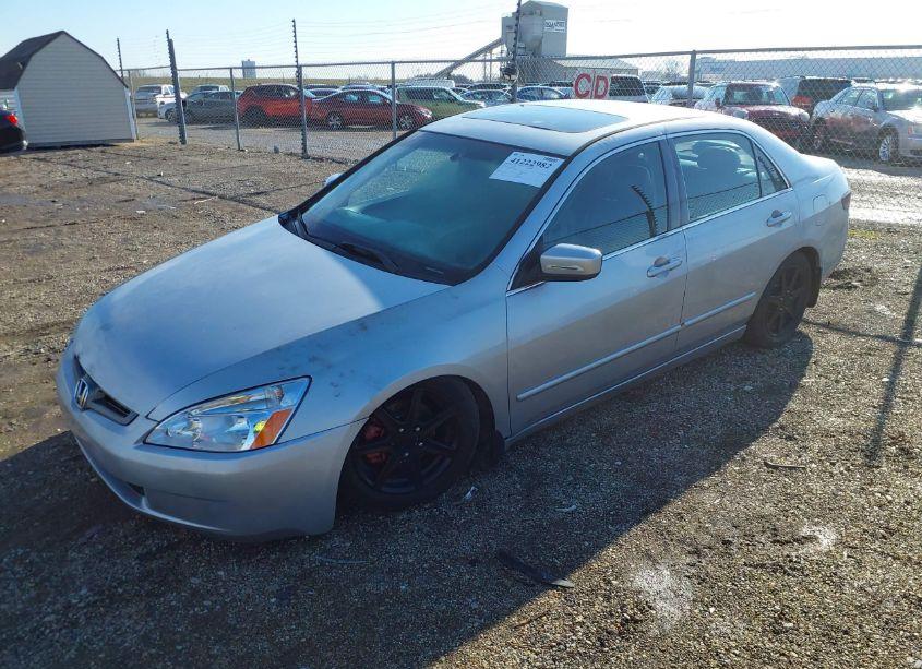 Photo 2 of 2003 Honda Accord 3.0 EX (VIN 1HGCM66503A003794)