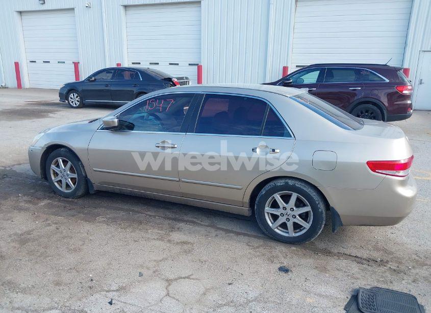 Photo 14 of 2003 Honda Accord 3.0 EX (VIN 1HGCM66503A017887)
