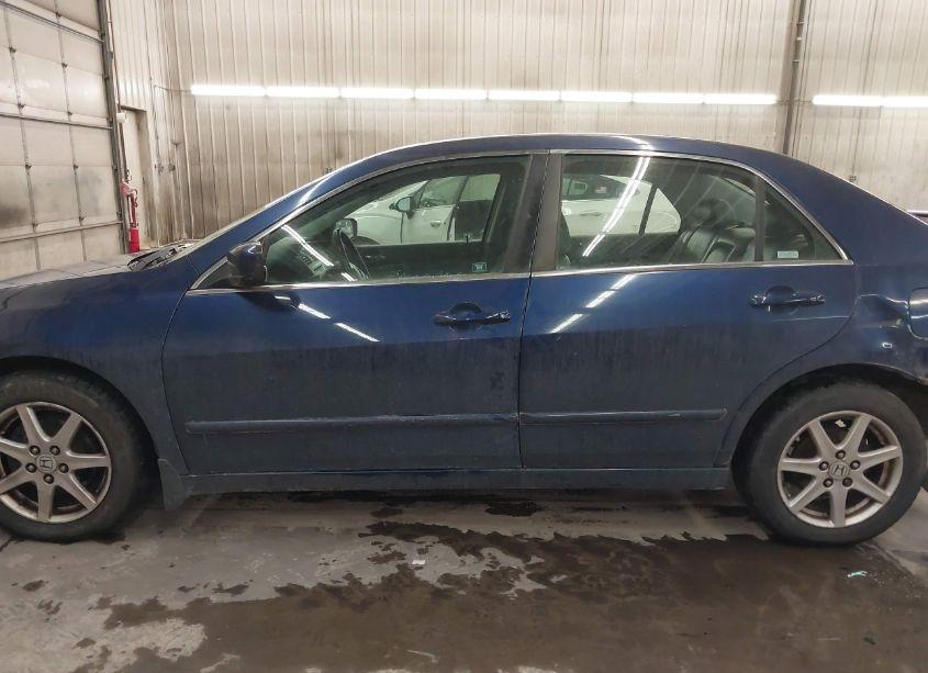 Photo 14 of 2003 Honda Accord 3.0 EX (VIN 1HGCM66503A019798)