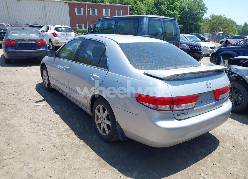 Photo 3 of 2003 Honda Accord 3.0 EX (VIN 1HGCM66503A047908)