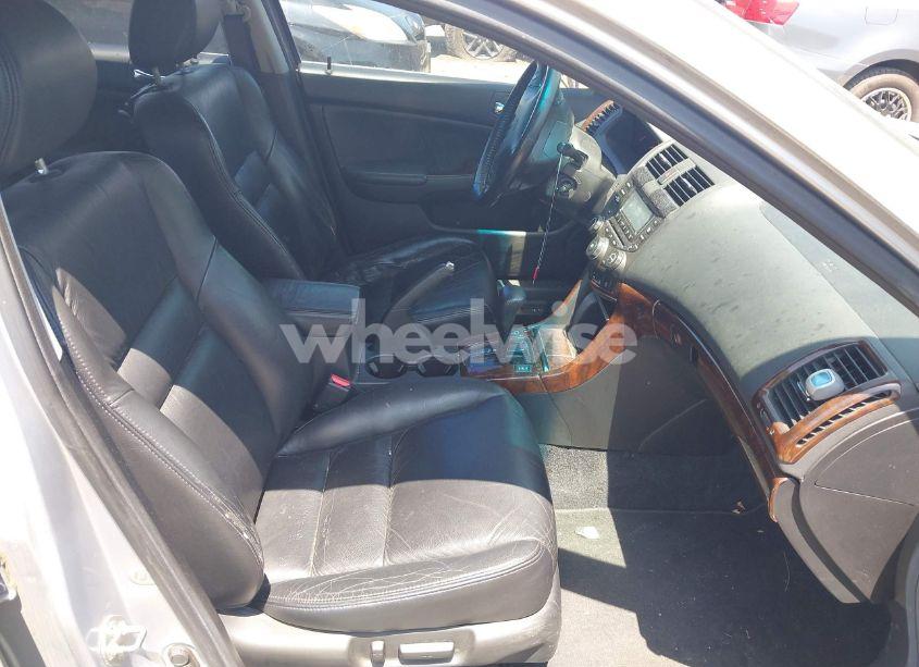 Photo 5 of 2003 Honda Accord 3.0 EX (VIN 1HGCM66503A047908)