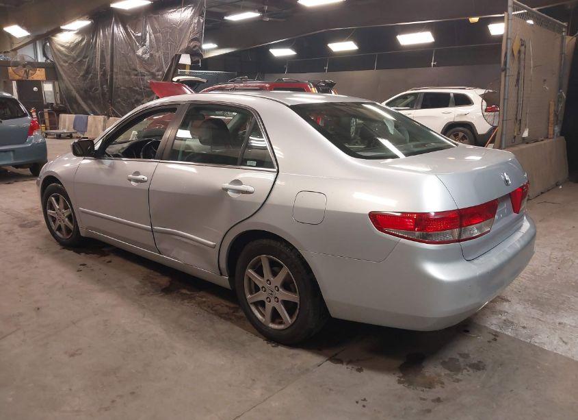 Photo 3 of 2003 Honda Accord 3.0 EX (VIN 1HGCM66503A054437)