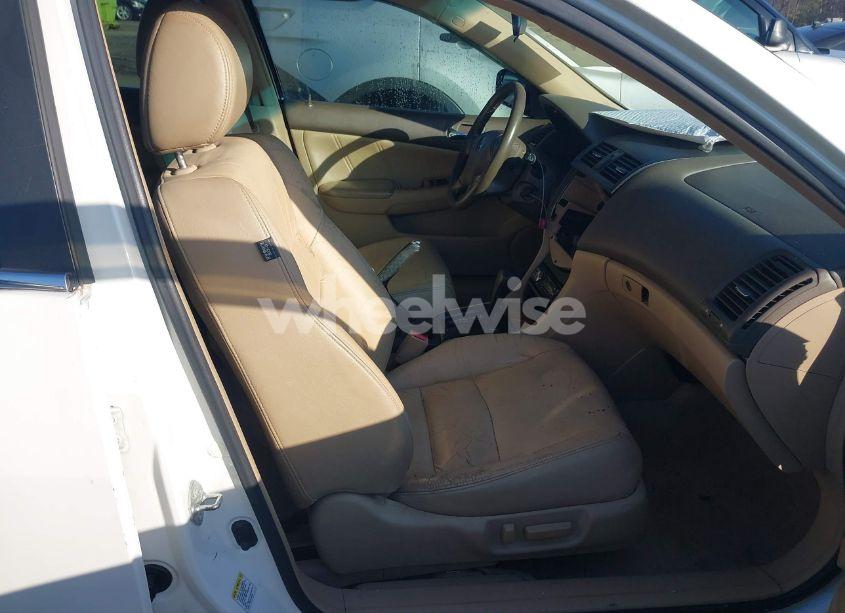 Photo 5 of 2004 Honda Accord 3.0 EX (VIN 1HGCM66504A029278)