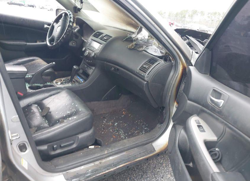 Photo 5 of 2004 Honda Accord 3.0 EX (VIN 1HGCM66504A029572)