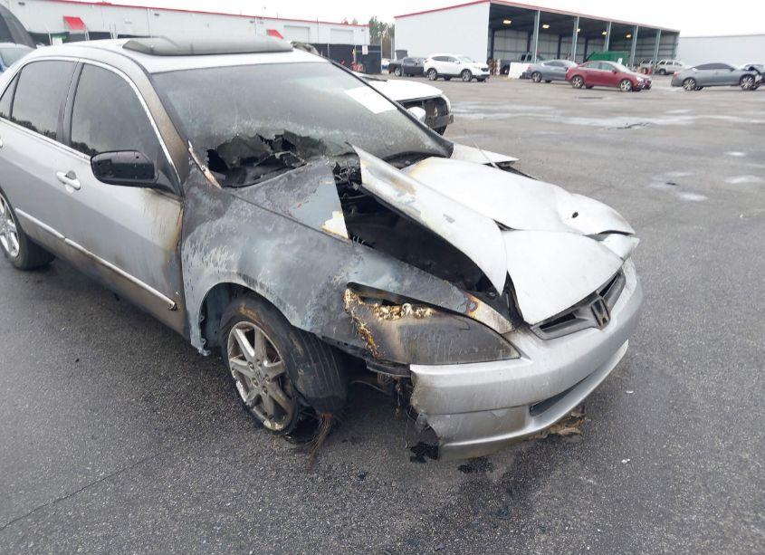 Photo 6 of 2004 Honda Accord 3.0 EX (VIN 1HGCM66504A029572)